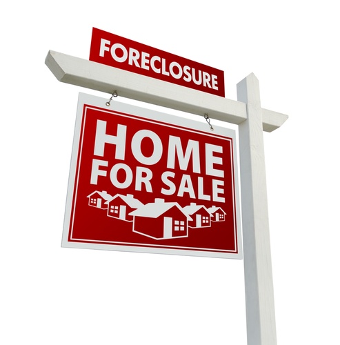 Pros and Cons of Buying a Foreclosed Home